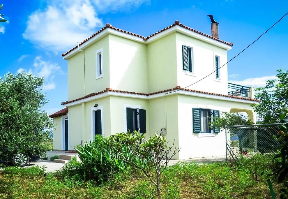 Villa Rania: Ευάερη Βίλα Με Θέα Τη Θάλασσα Lixouri
