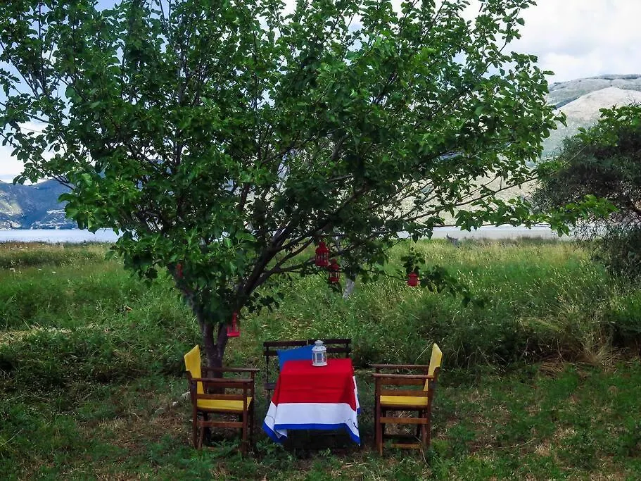 Villa Rania: Ευάερη Βίλα Με Θέα Τη Θάλασσα Lixouri Greece