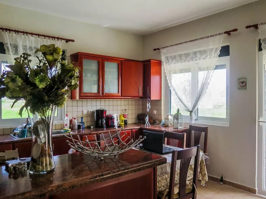 Villa Rania: Ευάερη Βίλα Με Θέα Τη Θάλασσα Lixouri