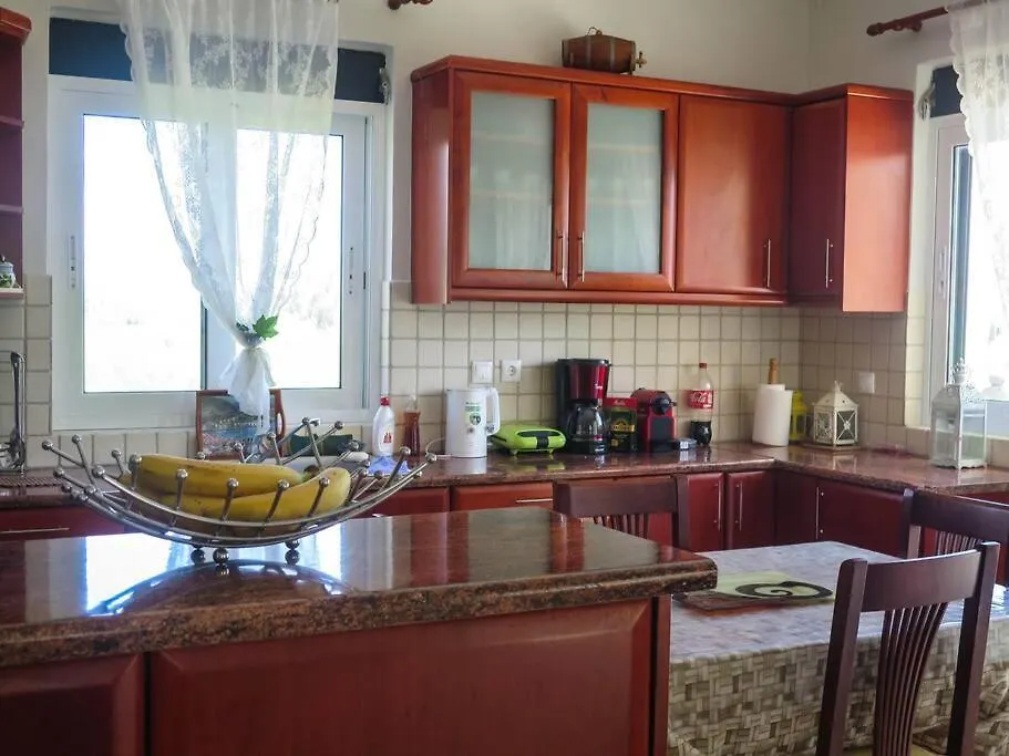 Villa Rania: Ευάερη Βίλα Με Θέα Τη Θάλασσα Lixouri